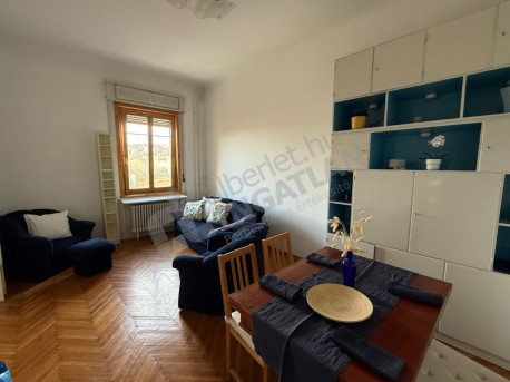 Kosztolányi Dezső tér