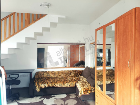 Molnár Viktor utca Molnár Viktor utca