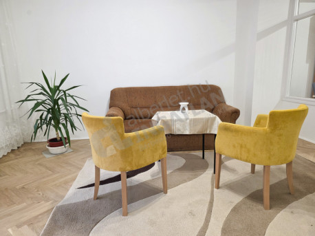 Harminckettesek tere