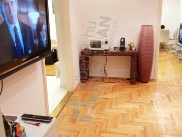 Múzeum körút-budapest-v-kerulet-muzeum-korut_6.jpg