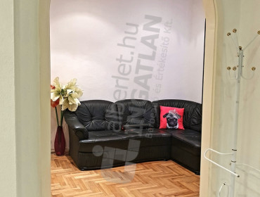 Múzeum körút-budapest-v-kerulet-muzeum-korut_8.jpg