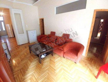 Népszínház utca-budapest-viii-kerulet-nepszinhaz-utca_5.jpg