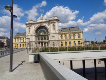 Rákóczi út-budapest-vii-kerulet-rakoczi-ut_3.jpg