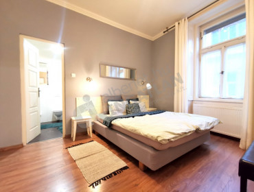 Andrássy út-budapest-vi-kerulet-andrassy-ut_2.jpg