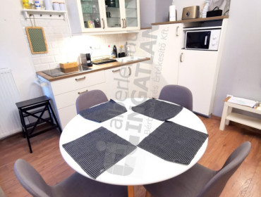 Andrássy út-budapest-vi-kerulet-andrassy-ut_6.jpg