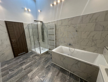 Andrássy út-budapest-vi-kerulet-andrassy-ut_38.jpg