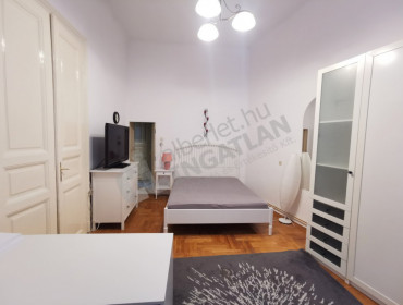 Magyar utca-budapest-v-kerulet-magyar-utca_3.jpg