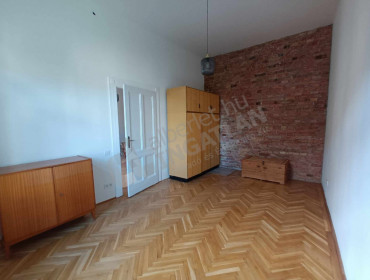 Attila út-budapest-i-kerulet-attila-ut_8.jpg