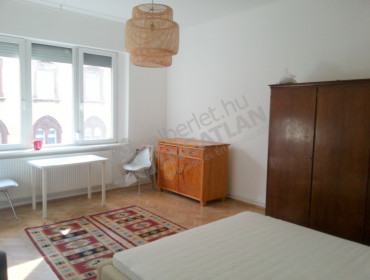 Baross utca-budapest-viii-kerulet-baross-utca_3.jpg