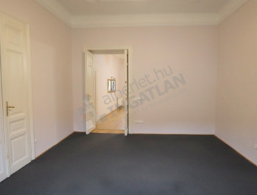 Podmaniczky utca-budapest-vi-kerulet-podmaniczky-utca_5.jpg