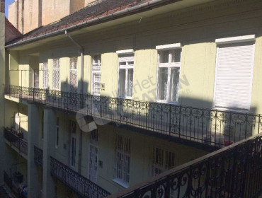 Teleki László tér-budapest-viii-kerulet-teleki-laszlo-ter_9.jpg