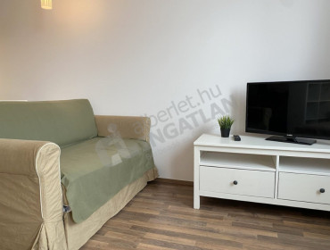 Corvin sétány-budapest-viii-kerulet-corvin-setany_2.jpg