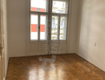 Izabella utca-budapest-vi-kerulet-izabella-utca_3.jpg
