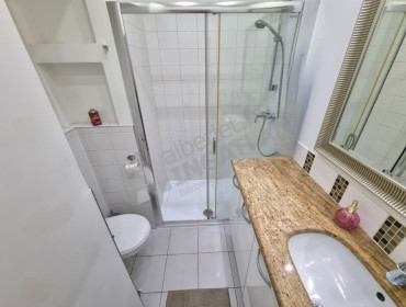 Váci utca-budapest-v-kerulet-vaci-utca_10.jpg