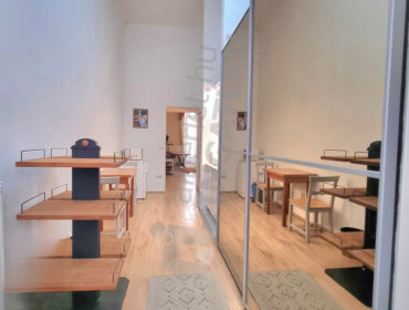 Váci utca-budapest-v-kerulet-vaci-utca_13.jpg