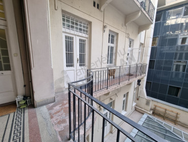 Váci utca-budapest-v-kerulet-vaci-utca_14.jpg