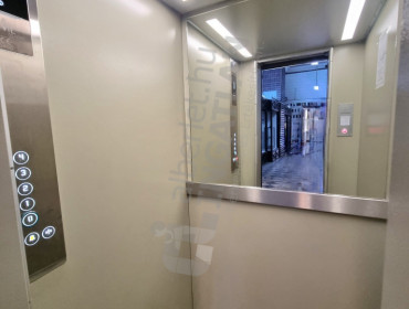 Váci utca-budapest-v-kerulet-vaci-utca_16.jpg