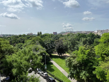 Attila út-budapest-i-kerulet-attila-ut_5.jpg