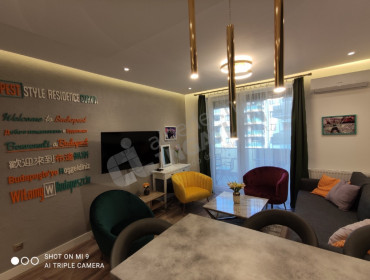 Corvin sétány-budapest-viii-kerulet-corvin-setany_8.jpg