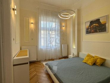 Kossuth Lajos utca-budapest-v-kerulet-kossuth-lajos-utca_3.jpg