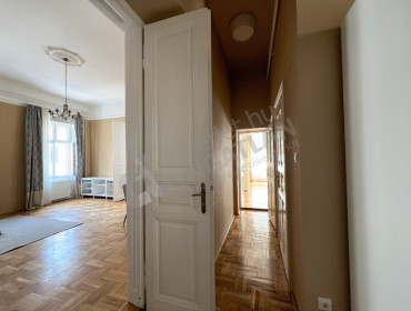 Fő utca-budapest-ii-kerulet-fo-utca_5.jpg