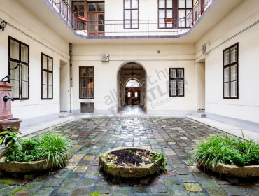 Széchenyi utca-budapest-v-kerulet-szechenyi-utca_20.jpg