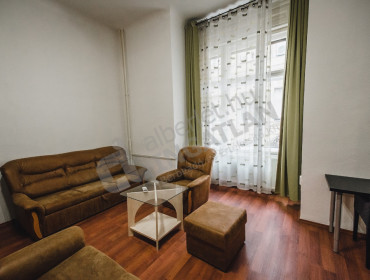 Klauzál utca-budapest-vii-kerulet-klauzal-utca_20.jpg