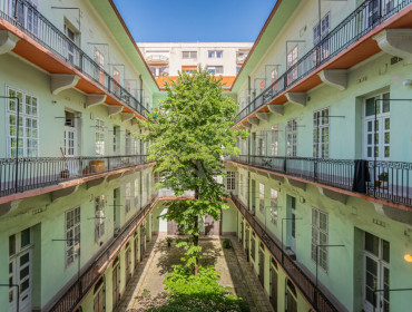 Apáczai Csere János utca-budapest-v-kerulet-apaczai-csere-janos-utca_18.jpg