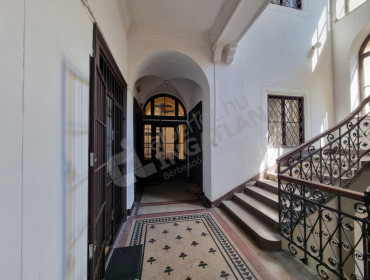 Andrássy út-budapest-vi-kerulet-andrassy-ut_20.jpg