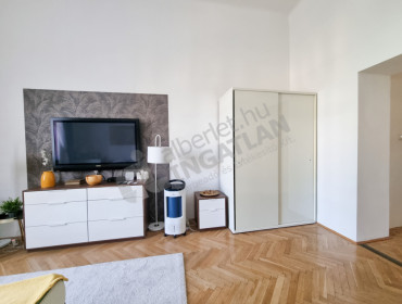 Andrássy út-budapest-vi-kerulet-andrassy-ut_4.jpg