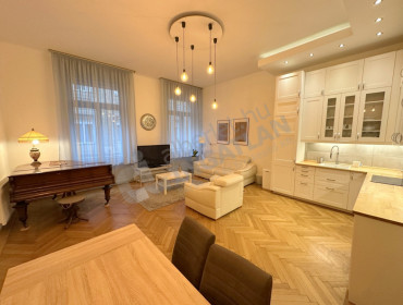 Haris köz-budapest-v-kerulet-haris-koz_22.jpg