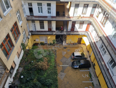 Király utca-budapest-vi-kerulet-kiraly-utca_19.jpg