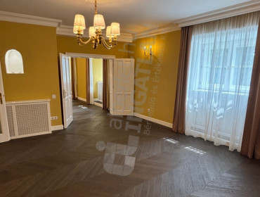 Úri utca-budapest-i-kerulet-uri-utca_2.jpg