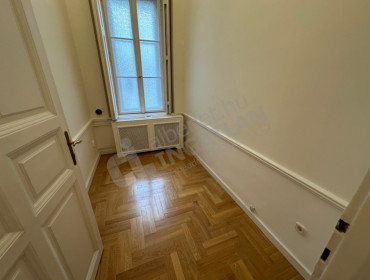 Alkotmány utca-budapest-v-kerulet-alkotmany-utca_21.jpg