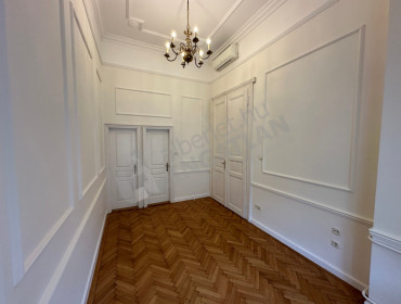 Alkotmány utca-budapest-v-kerulet-alkotmany-utca_5.jpg
