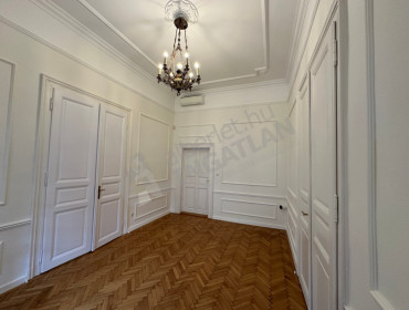 Alkotmány utca-budapest-v-kerulet-alkotmany-utca_9.jpg