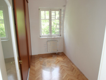 Szépvölgyi út-budapest-iii-kerulet-szepvolgyi-ut_11.jpg