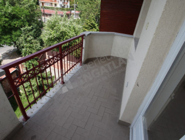 Szépvölgyi út-budapest-iii-kerulet-szepvolgyi-ut_12.jpg