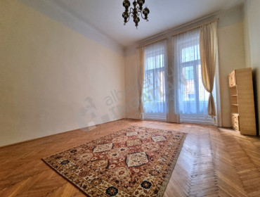 Batthyány tér-budapest-i-kerulet-batthyany-ter_10.jpg