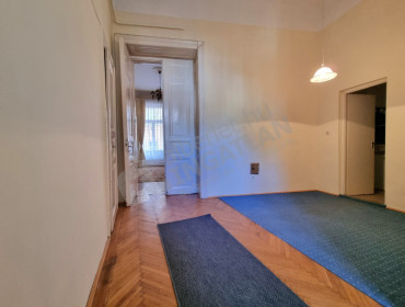 Batthyány tér-budapest-i-kerulet-batthyany-ter_17.jpg