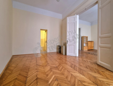 Batthyány tér-budapest-i-kerulet-batthyany-ter_5.jpg