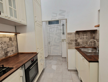 Podmaniczky utca-budapest-vi-kerulet-podmaniczky-utca_22.jpg