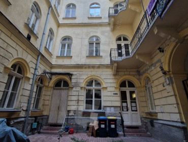 Podmaniczky utca-budapest-vi-kerulet-podmaniczky-utca_30.jpg