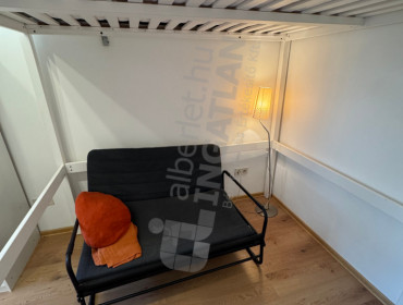 Üllői út-budapest-ix-kerulet-ulloi-ut_5.jpg