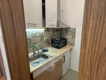 Üllői út-budapest-ix-kerulet-ulloi-ut_7.jpg