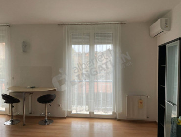 Koszorú utca-budapest-viii-kerulet-koszoru-utca_6.jpg