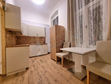 Eötvös utca-budapest-vi-kerulet-eotvos-utca_17.jpg