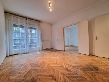 Petőfi tér-budapest-v-kerulet-petofi-ter_8.jpg