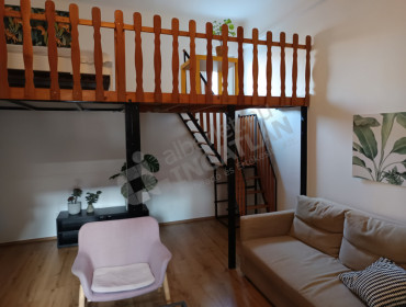 Klauzál tér-budapest-vii-kerulet-klauzal-ter_10.jpg