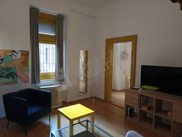 Klauzál tér-budapest-vii-kerulet-klauzal-ter_6.jpg